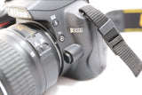 Nikon D D3000 10.2MP DSLR Camera (Kit w/ AF-S DX VR 18-55mm Lens) - EXCELLENT