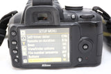Nikon D D3000 10.2MP DSLR Camera (Kit w/ AF-S DX VR 18-55mm Lens) - EXCELLENT