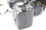 Nikon D D3000 10.2MP DSLR Camera (Kit w/ AF-S DX VR 18-55mm Lens) - EXCELLENT