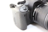 Canon EOS Rebel T2i / EOS 550D 18.0MP DSLR Black Camera Lens & Case - EXCELLENT
