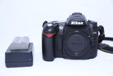 Nikon D D90 12.3MP Digital SLR Camera - Black w Battery & Charger MINT