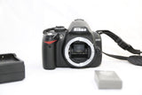 Nikon D3000 10.2MP DSLR Camera w Battery & Charger EXCELLENT