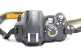 Nikon D3000 10.2MP DSLR Camera w Battery & Charger EXCELLENT
